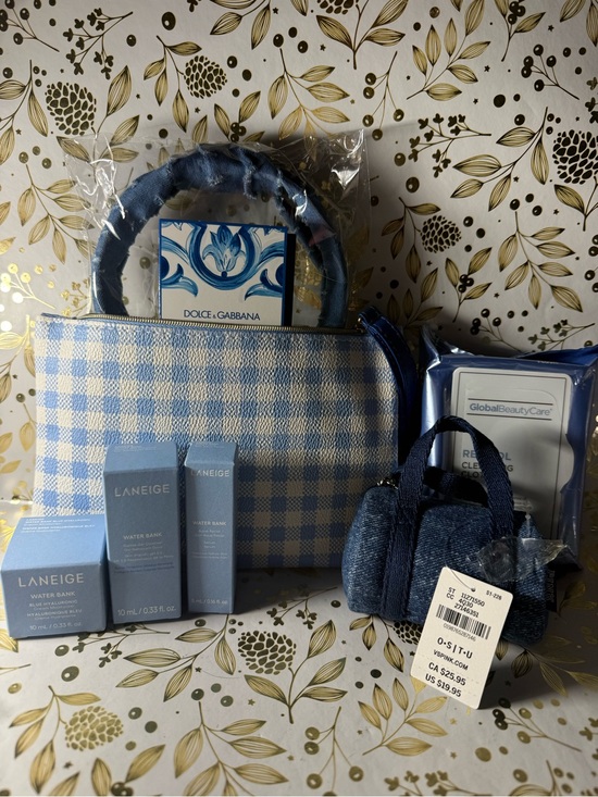 LANEIGE Other - LANEIGE Mini Beauty Bundle